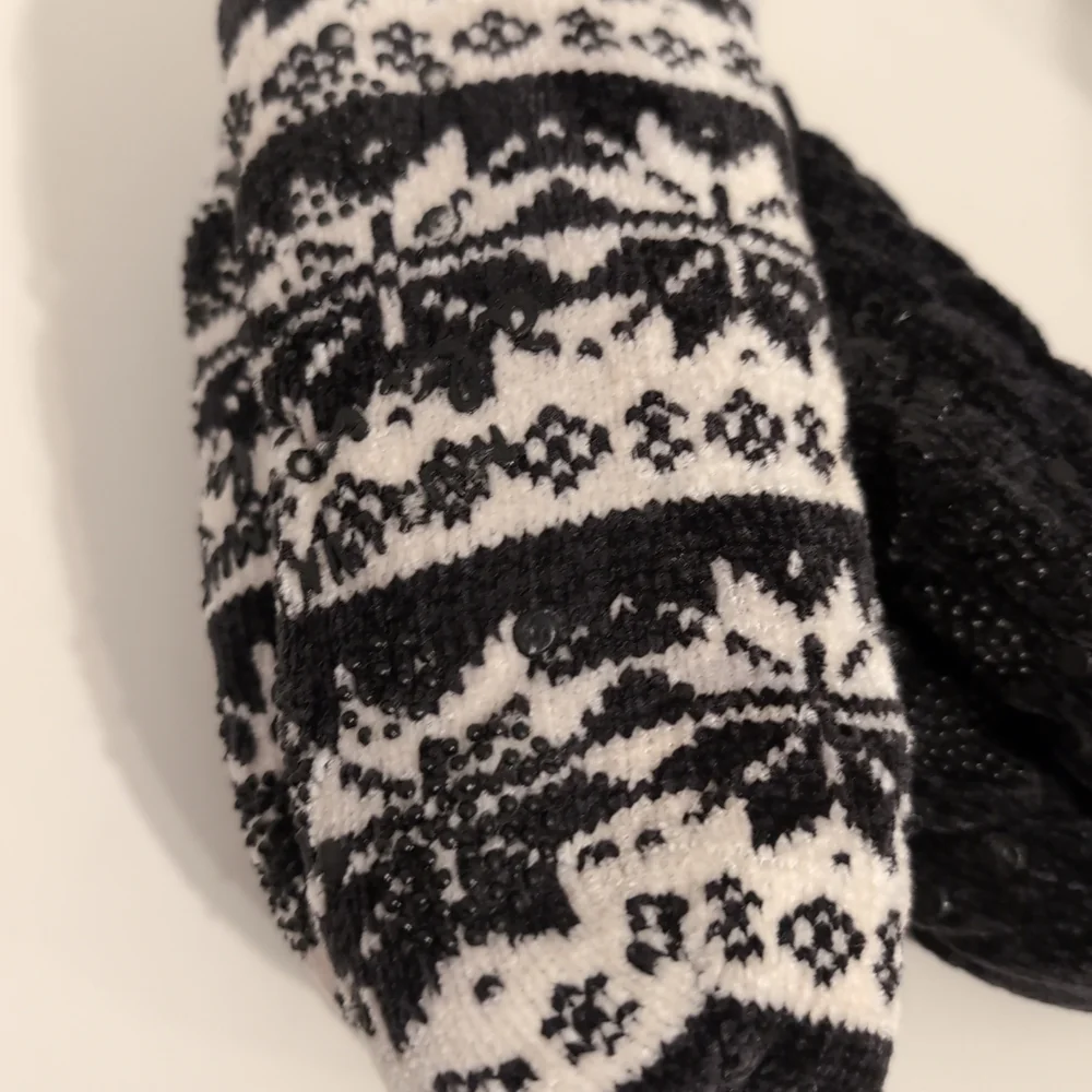 Musk Luks Women's Cabin Socks 2-Pairs Black and White Patterned‎ L/XL (8-10) NEW